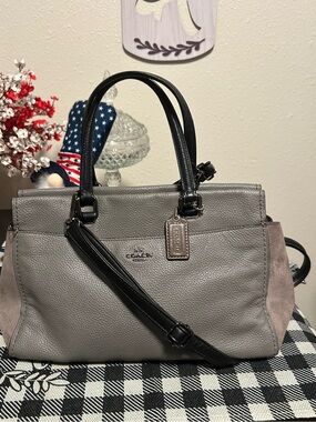 Coach❤️Fulton Gray Mixed Leather& Suede Satchel with Black Handles and Crossbody